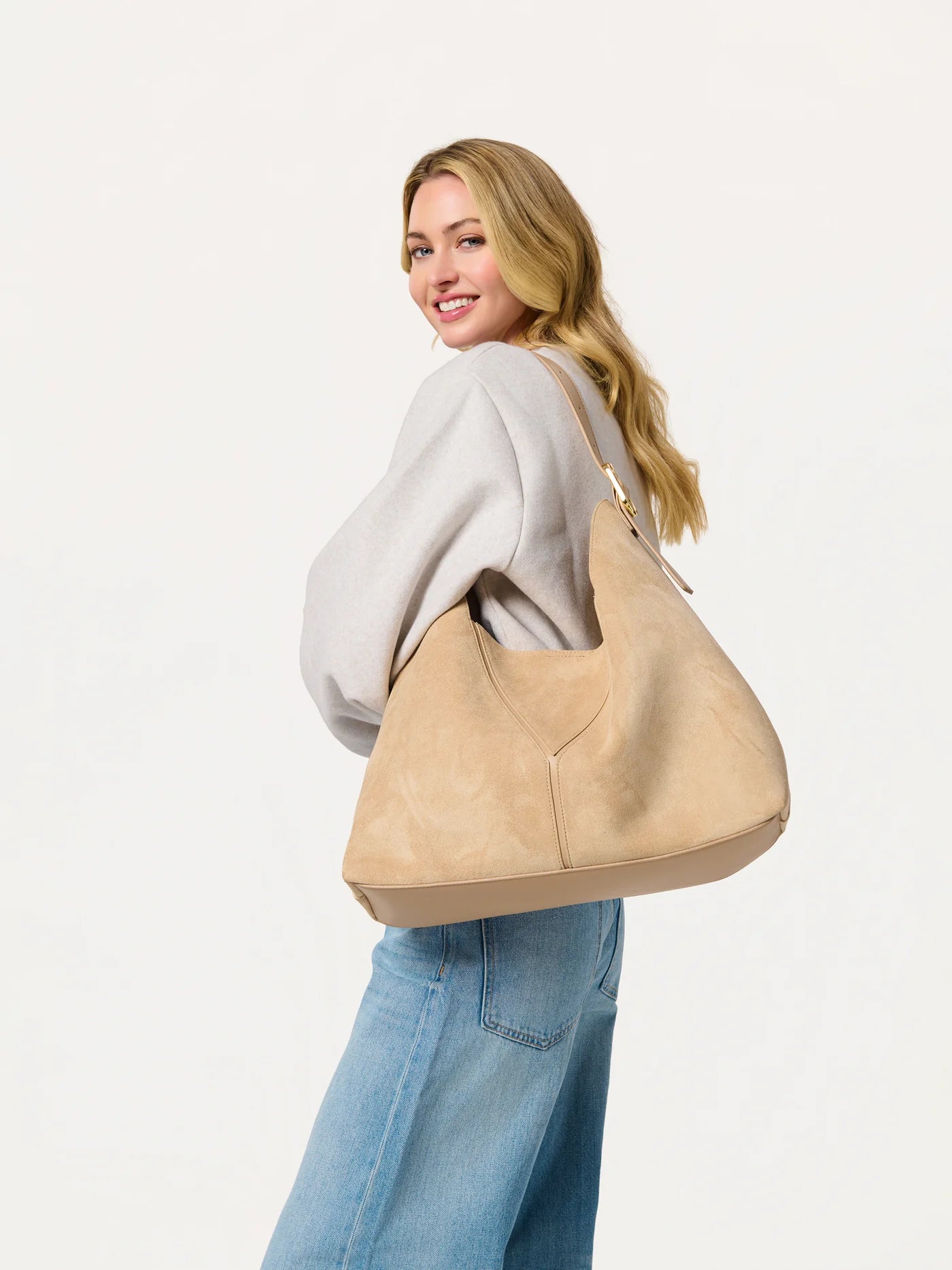 Ava Hobo
