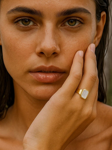 {Ellie Vail} Twila MOP Ring