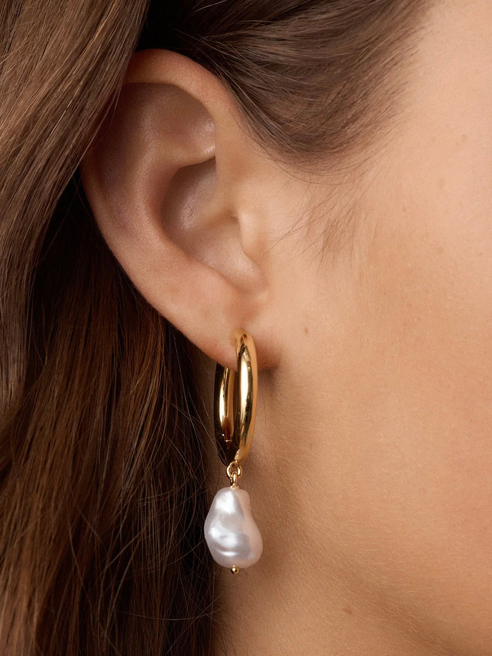 Gorjana Pearl Cove Hoops