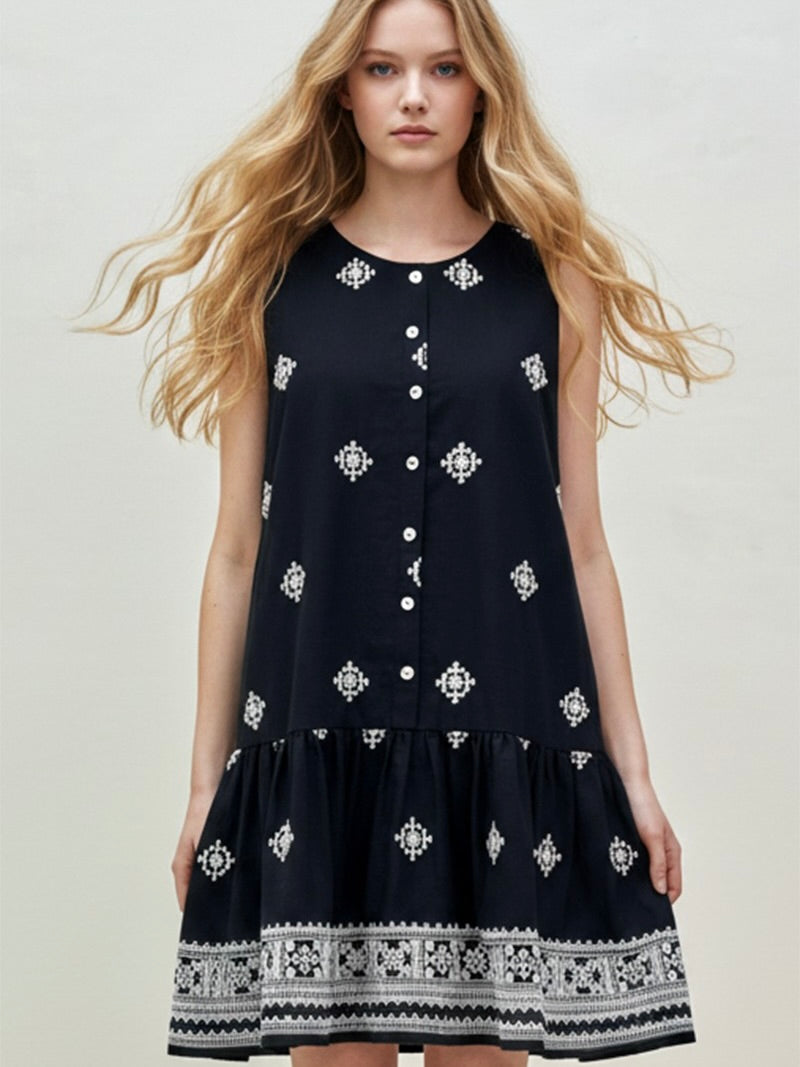 Geometric Embroidery Mini Dress – Vintage Charm