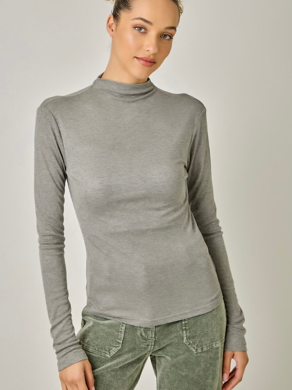 Modal Essential Top