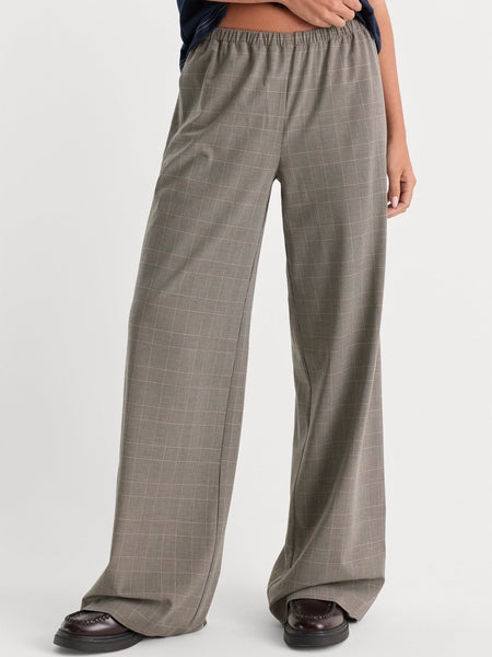 Good American The Pull On Trouser