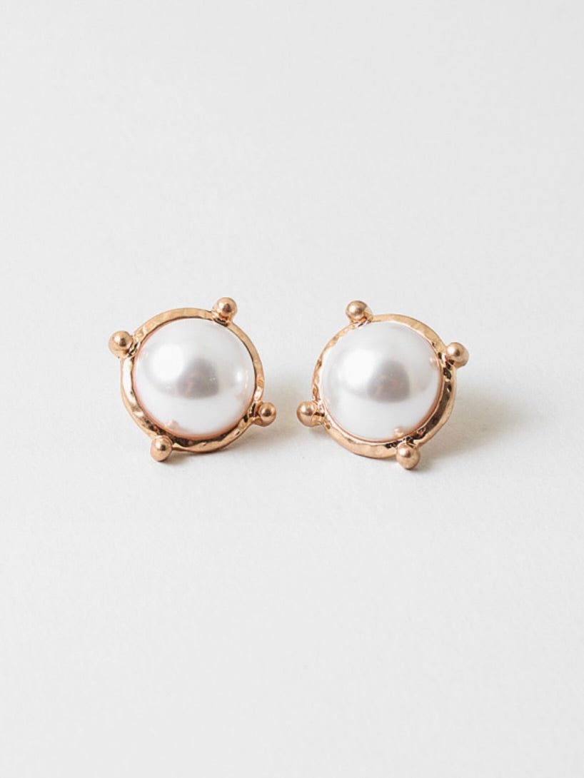 Audra Pearl Studs
