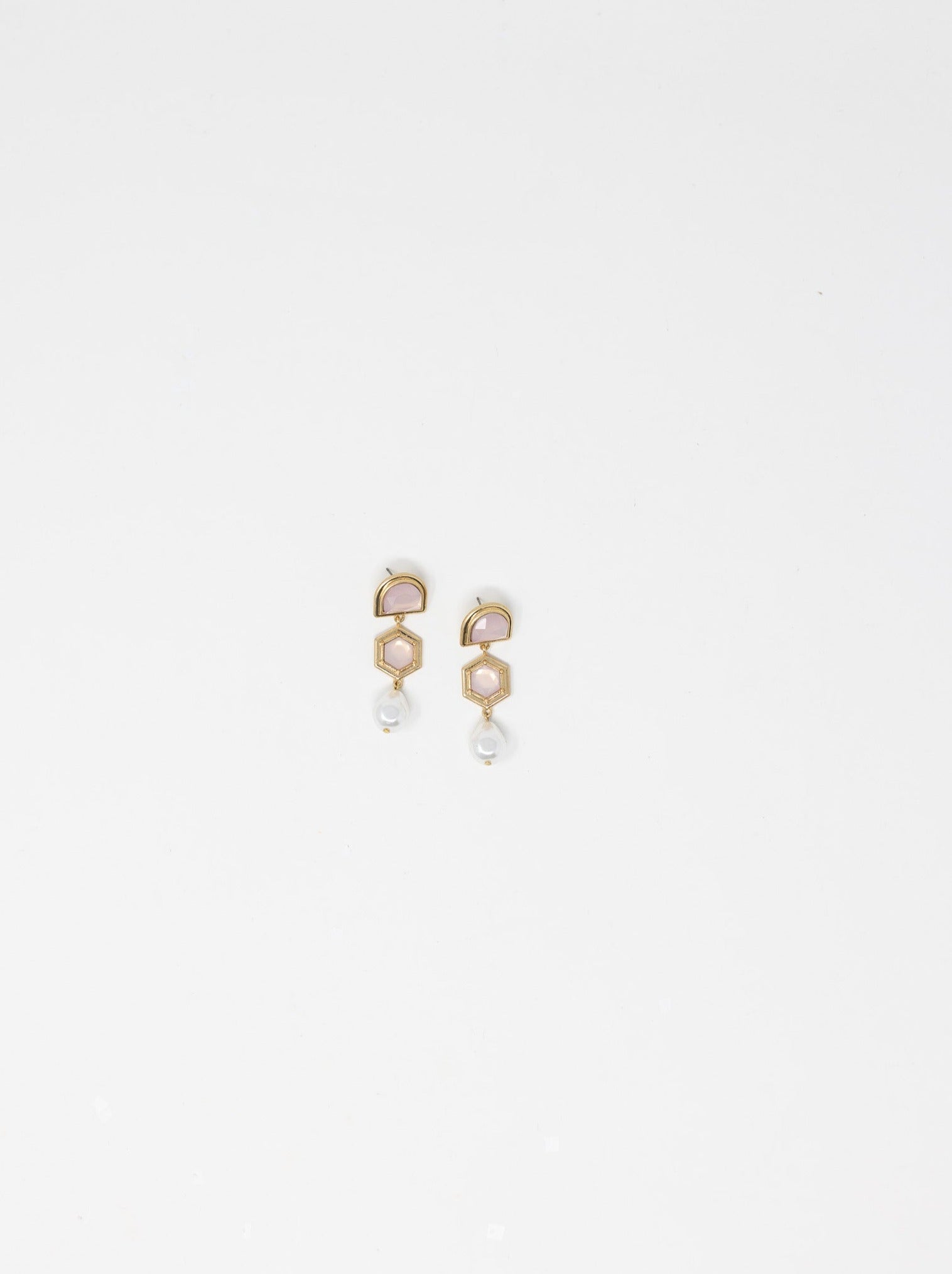 Medway Pearl Earring