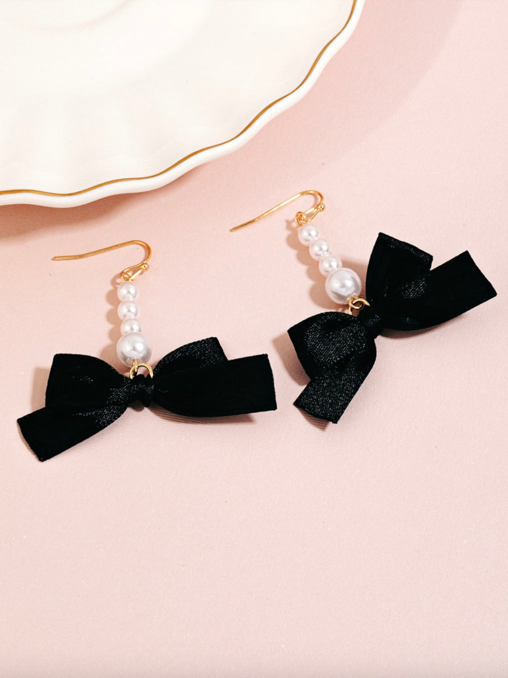 Petite Pearl Bow Earring