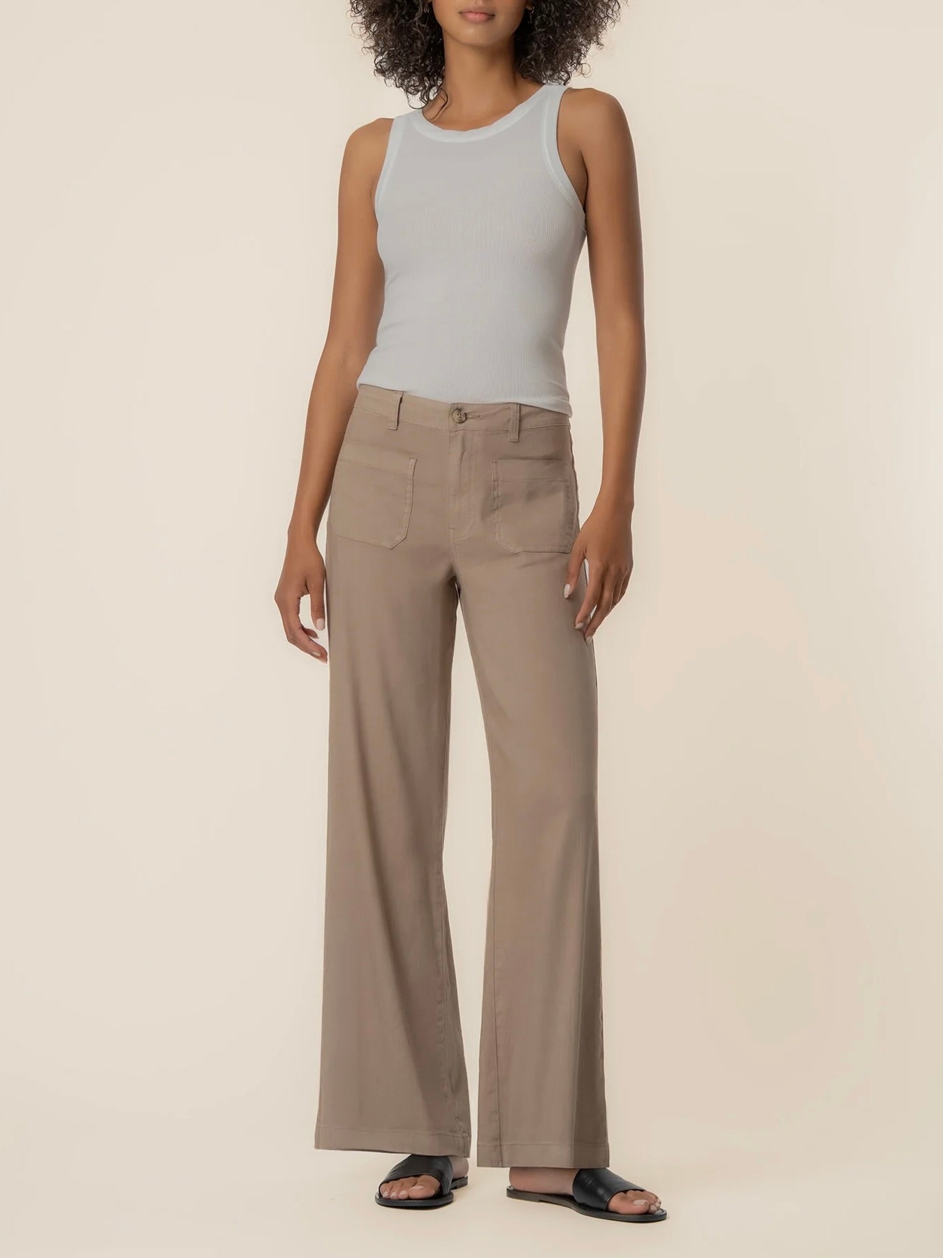 Kut From The Kloth Meg High Rise Wide Legs with Patch Pocket