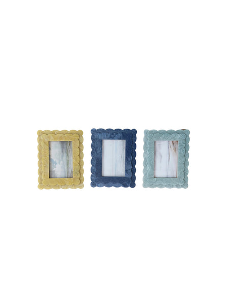 Scalloped Photo Frame