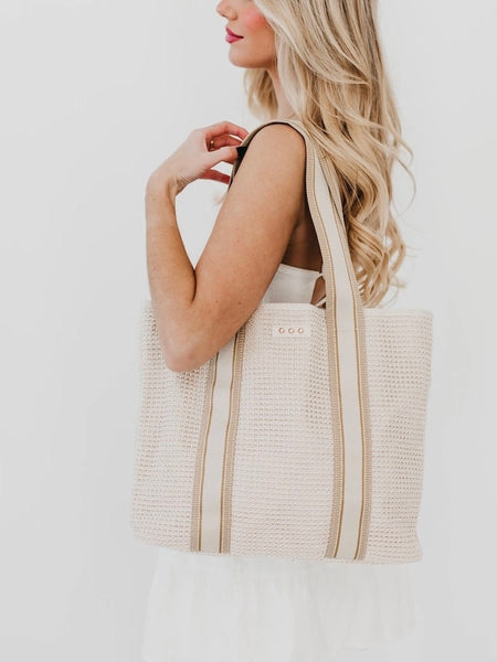 Ruby Raffia Tote