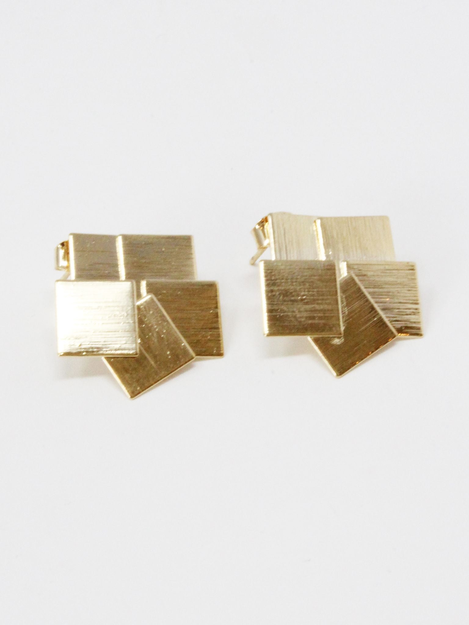 Matte Overlapping Square Earring