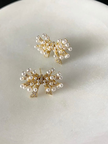 Baby's Breath Pearl Bow Earrings