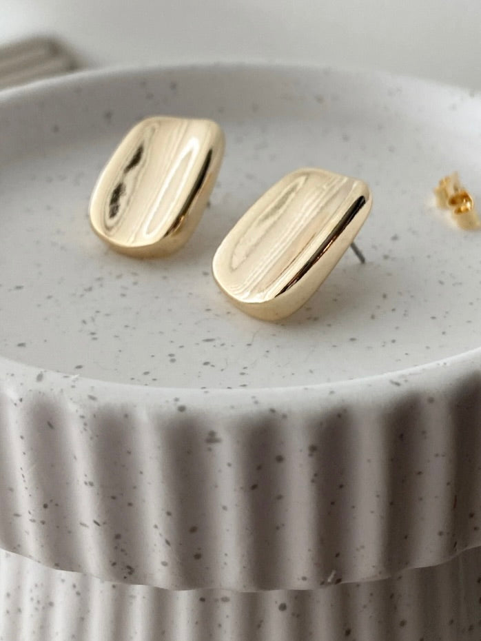 Rectangle Button Earring