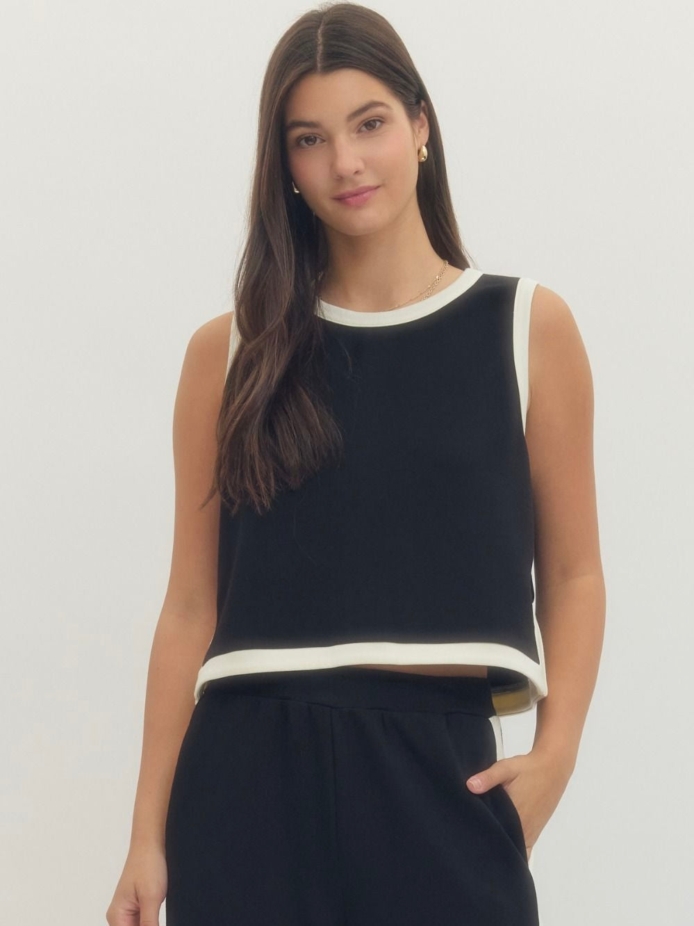 Contrast Binding Button Back Top