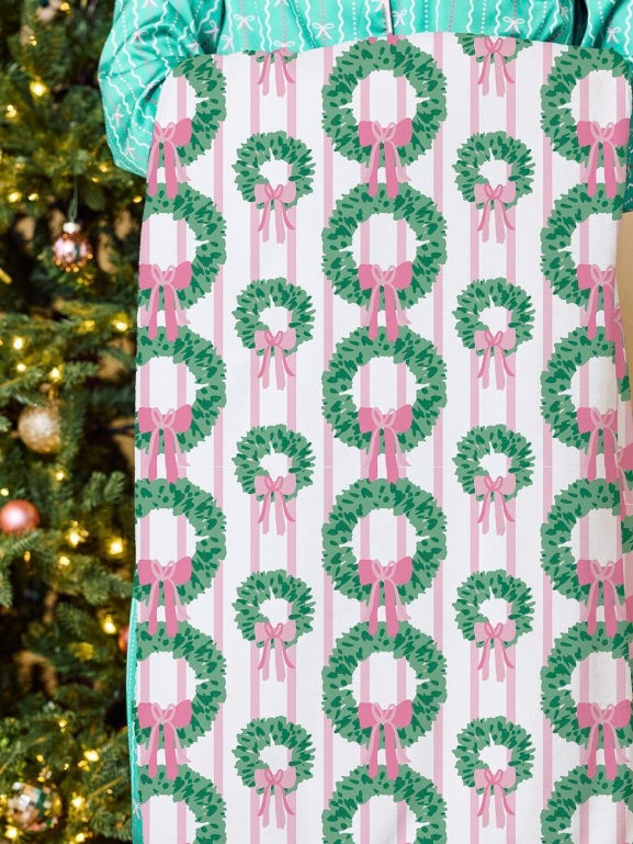 Rosy Wreaths Blanket