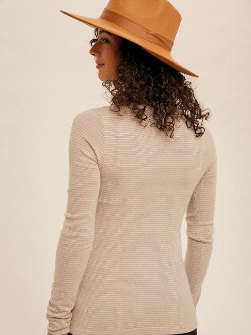 Brynn Turtle Neck